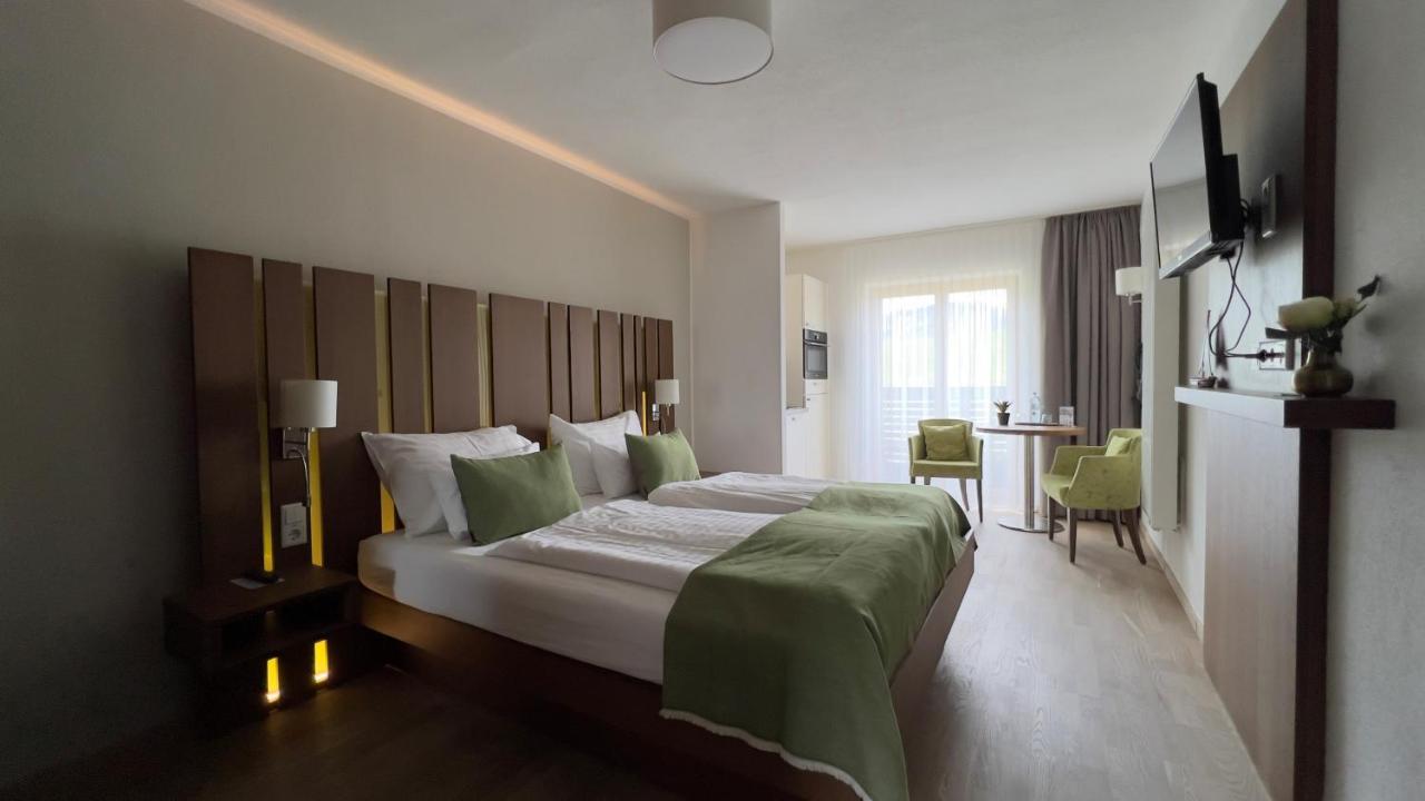 Apartmenthotel 'S Mitterndorf Traunkirchen Esterno foto