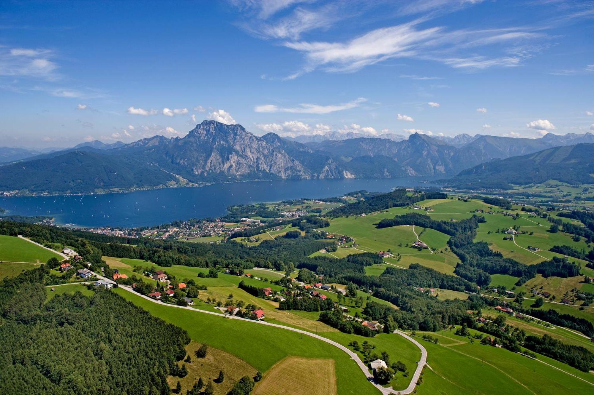 Apartmenthotel 'S Mitterndorf Traunkirchen Esterno foto